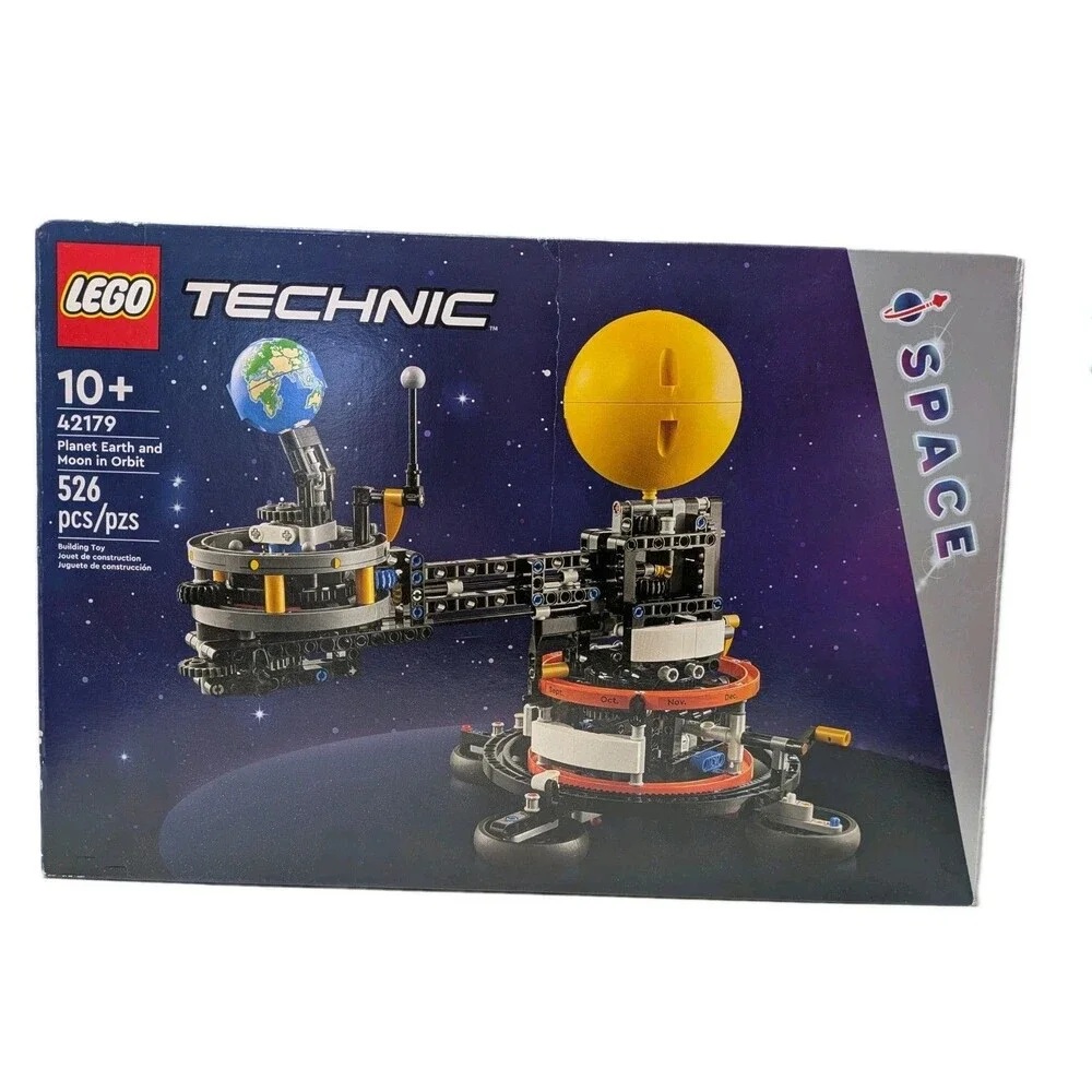 LEGO TECHNIC: Planet Earth and Moon in Orbit 42179 New In Box READ Box Dent